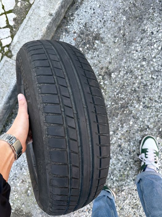 Pneu 185/65 R15 usado