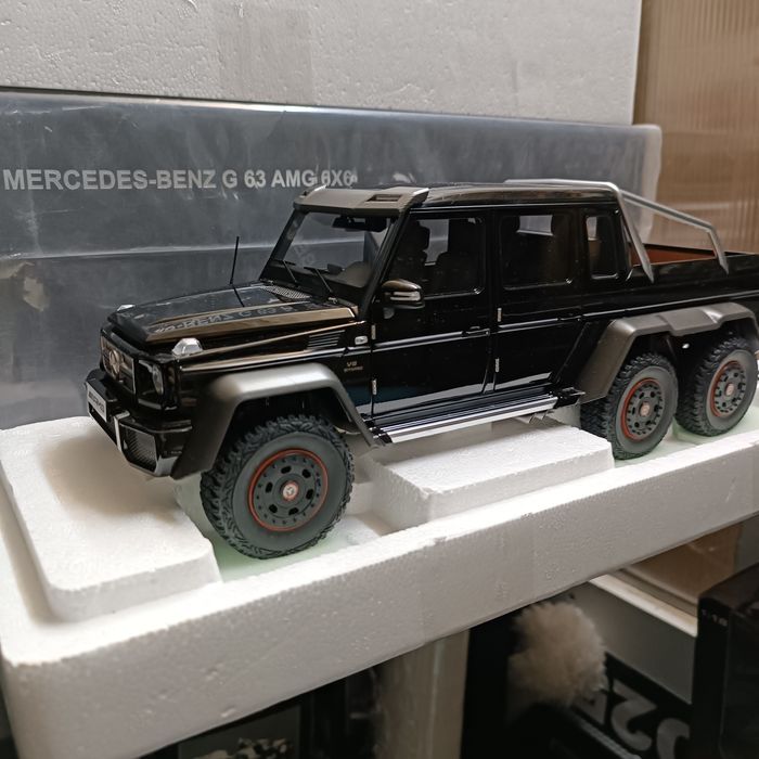 Mercedes G 63 AMG 6x6 AutoArt 1:18