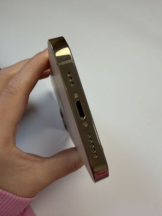 Продам iPhone 12 Pro в чудовому стані