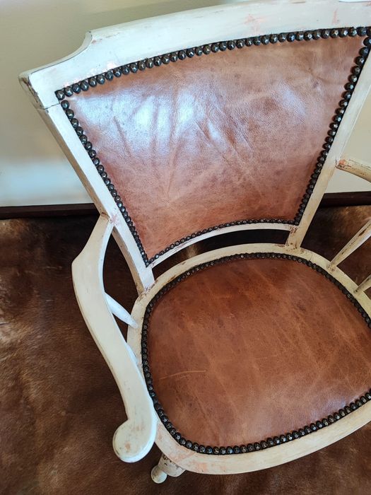 Cadeira costureirinha estilo Sabby chic- 1930