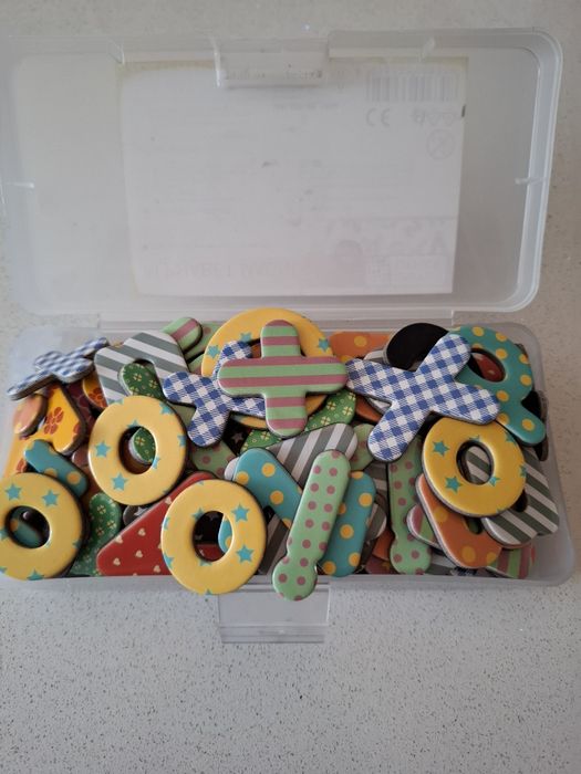 Literki magnetyczne Alfabet na lodówkę 100 szt.