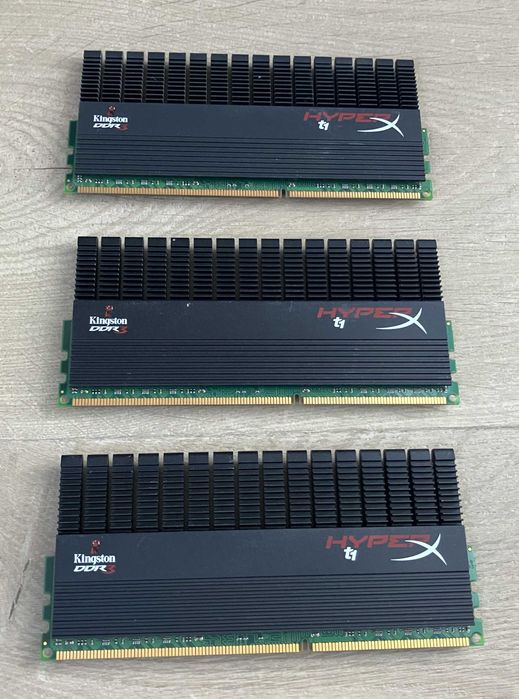 Pamięć RAM Kingston HyperX DDR3 12GB (3x4GB) 1600 MHz XMP CL9 T1