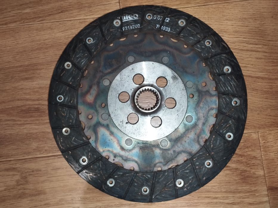 Комплект зчеплення valeo 826762 mazda 6, mpv, мазда