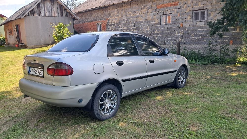 Daewoo Lanos 2005 року