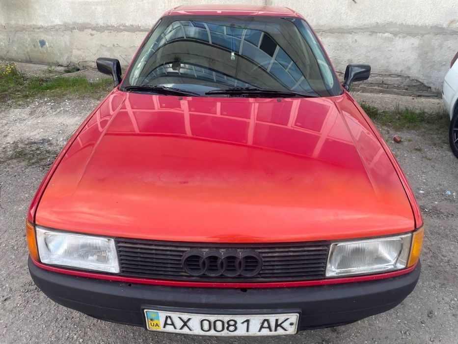 Ауди 80 1,8 бензин