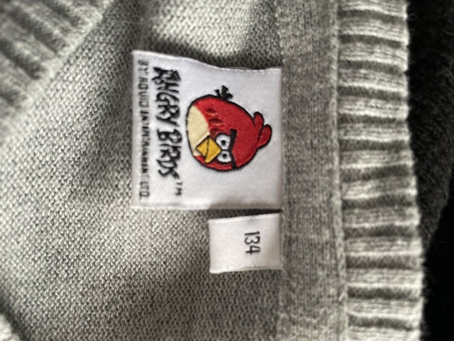 Sweterek Angry birds rozm 134 C&A