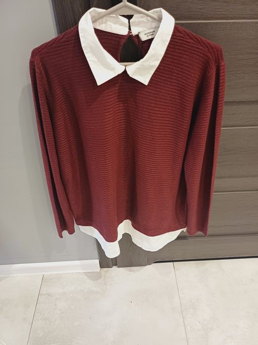 Sweter z koszulą