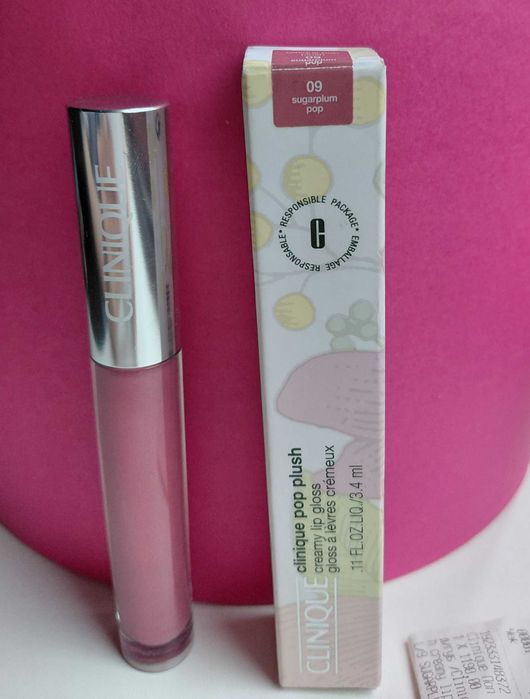 Clinique Pop Plush Creamy Lip Gloss у відтінку 09 Sugarplum Pop.