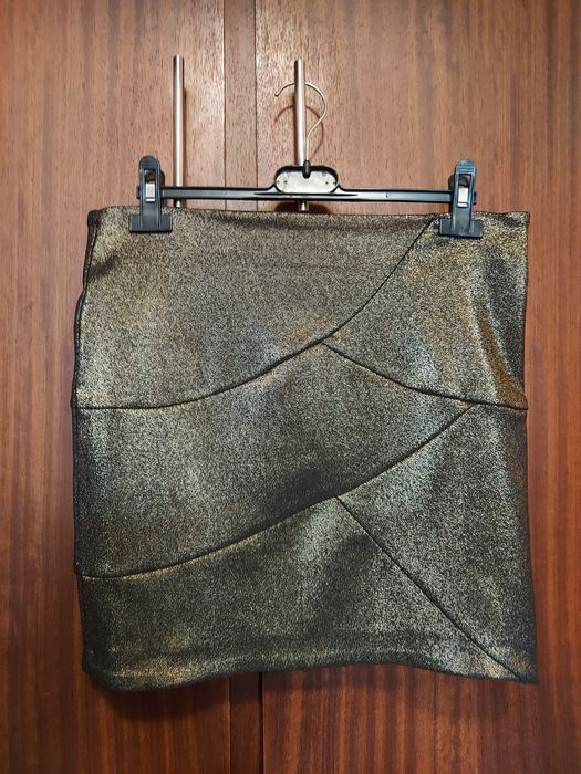 Mini-saia dourada, tamanho M