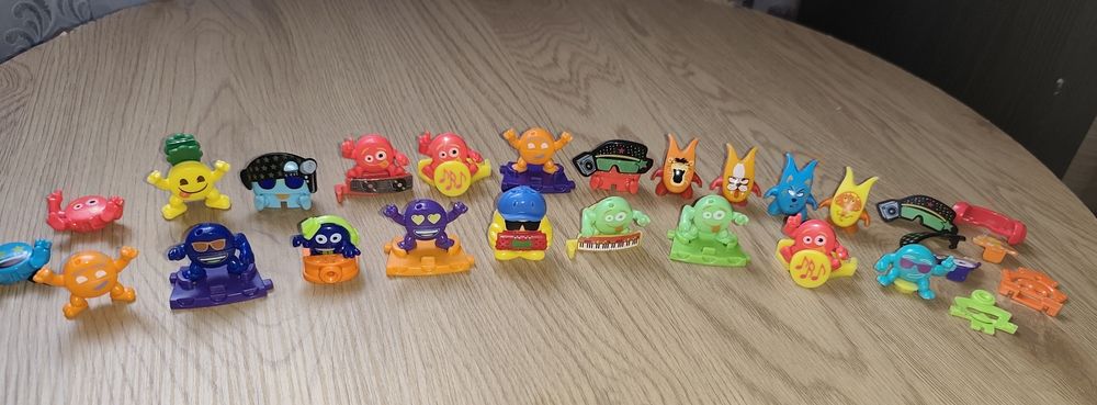 Кіндер монстрики Crazy friends