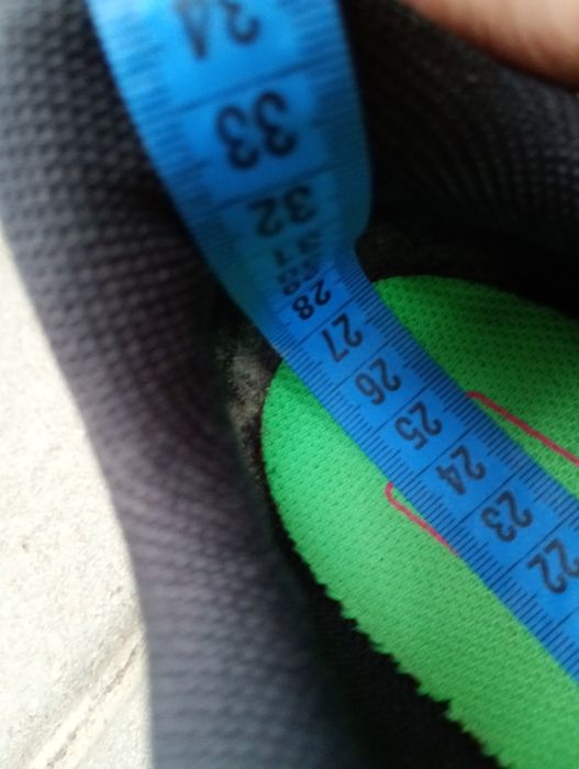 Кроссовки Nike Quest 3 Shield 42,5 / 43