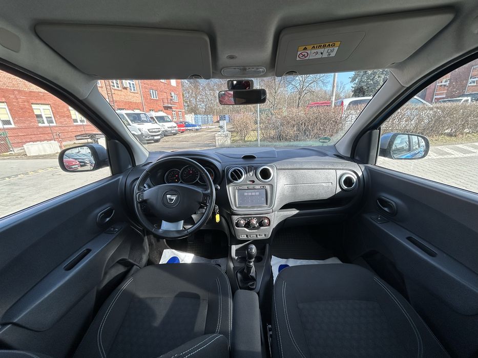 Dacia Lodgy 1.5d/ 108km//  7 osobowy// klima// ważne OC// 2016rok