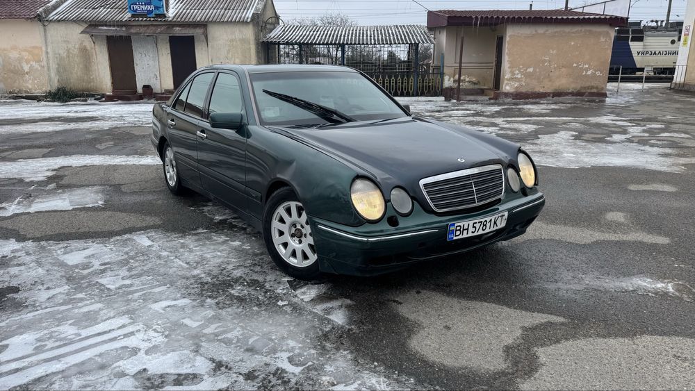 Mercedes-Benz E W210 2.2 газ/бенз