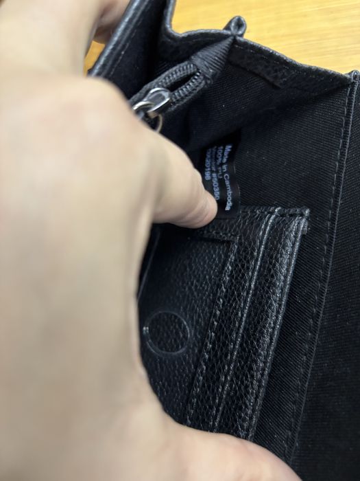 Piekny  portfel Guess