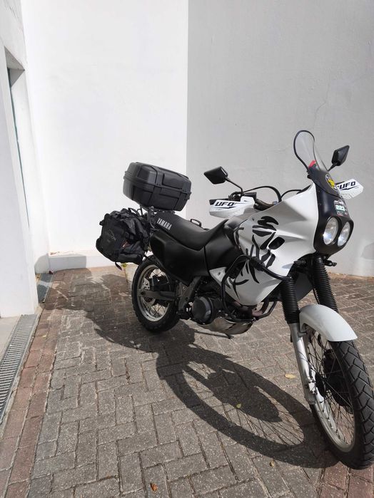 Moto Yamaha XTZ 660