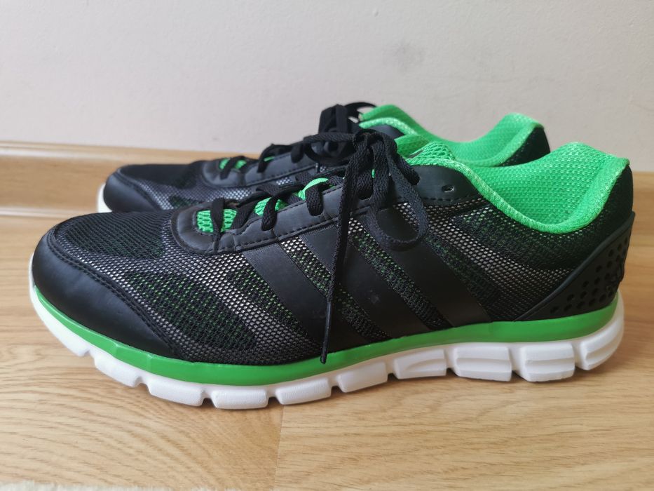 Adidas run cool 44 2/3