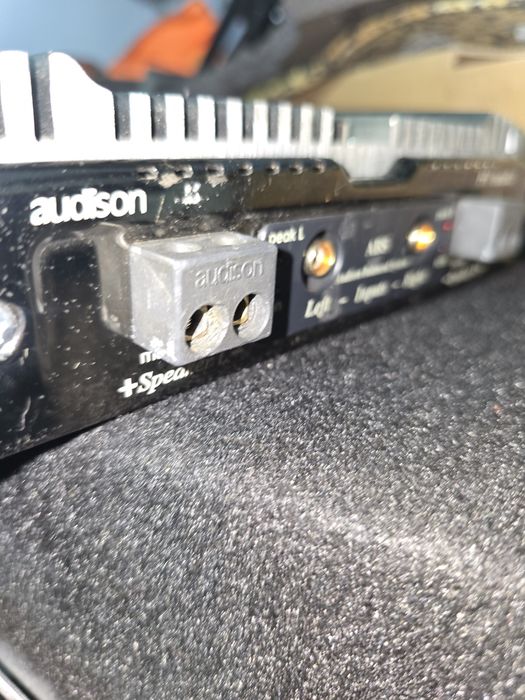 Audison thesis hv sedici tomahawk