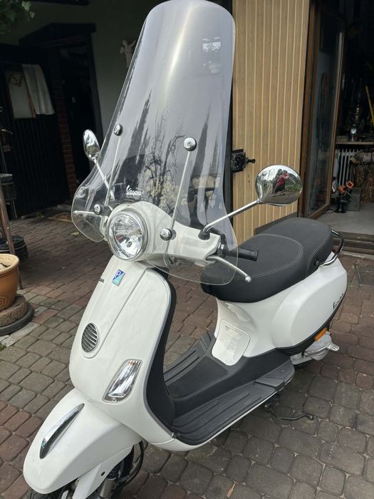 Skuter Piaggio Vespa C38, 2010 rok  - bardzo mały przebieg