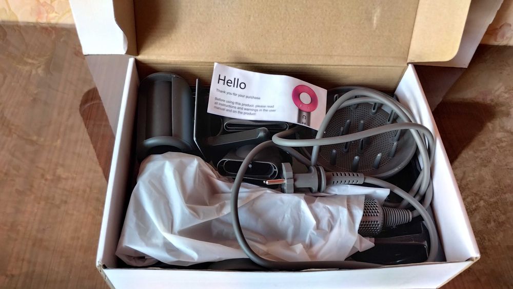 Фен Leafless Hair Dryer, аналог Dyson Supersonic, с 5 насадками. Новый