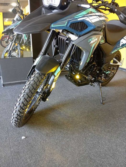 Мотоцикл GEON ADV 300, 4V, МКПП-6