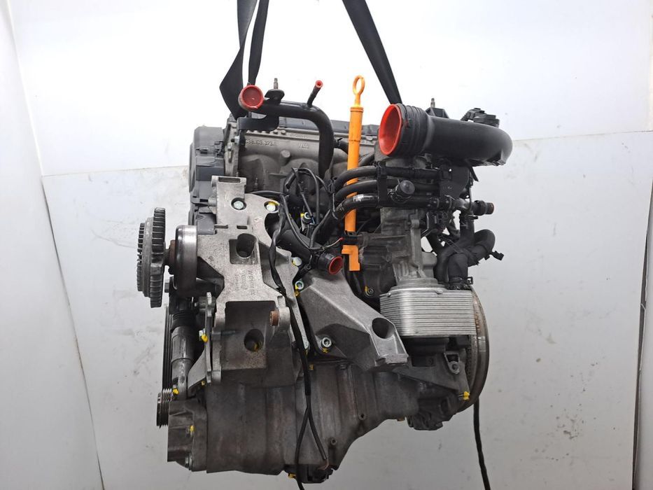 MOTOR COMPLETO AUDI A4 AVANT 2001 REFª: AWX