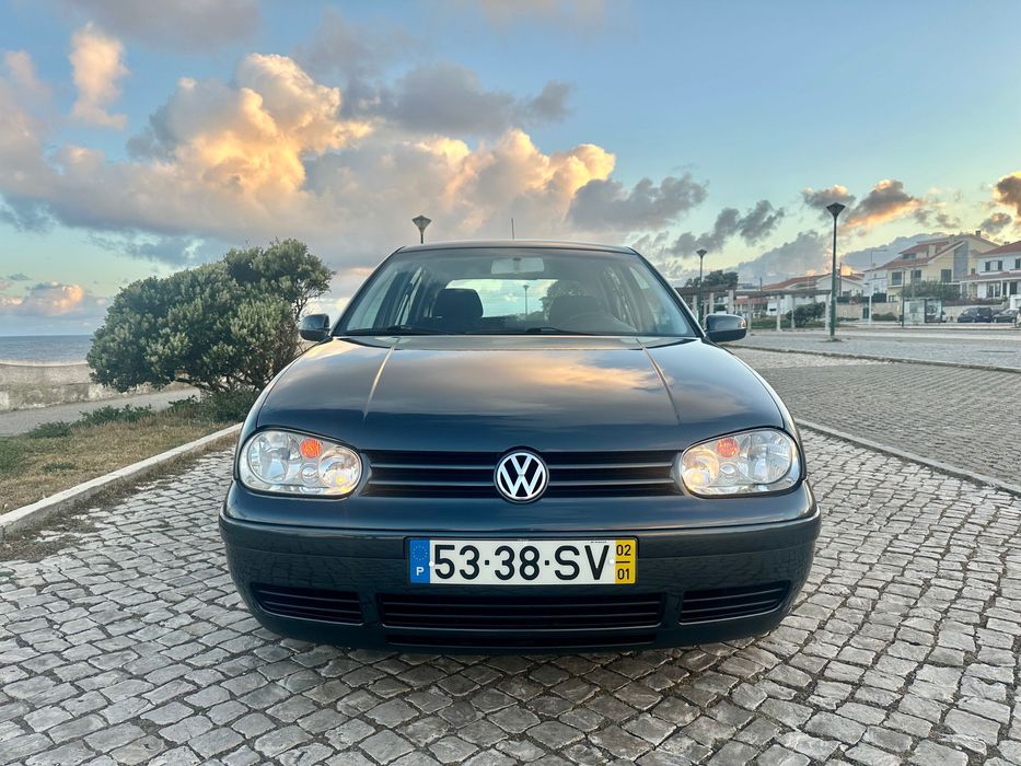 VW  Golf 1.4  -  25 Anos  -  Muito Estimado