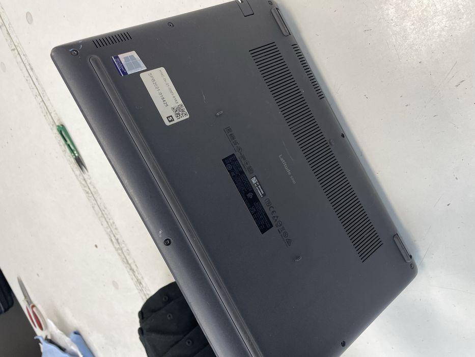 Intel 10 покоління!!! Батарея 4 години!! Ноутбук Dell i3, 8gb