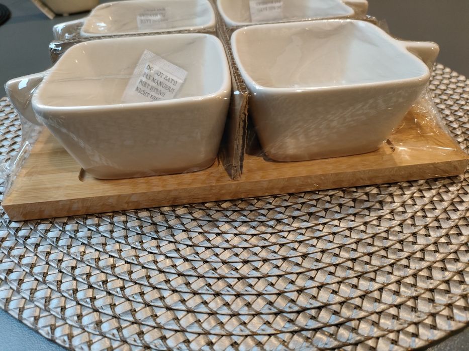 Zestaw do sosów lub przekąsek