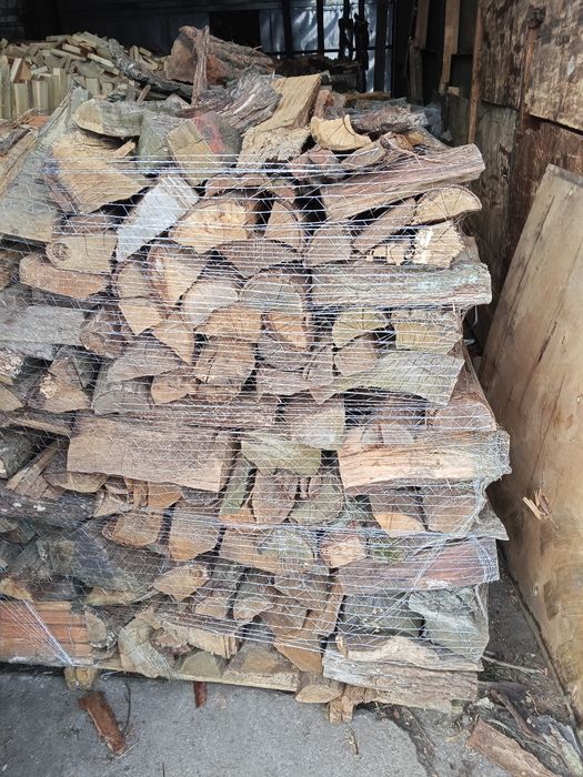 Suche drewno kominkowe  dąb