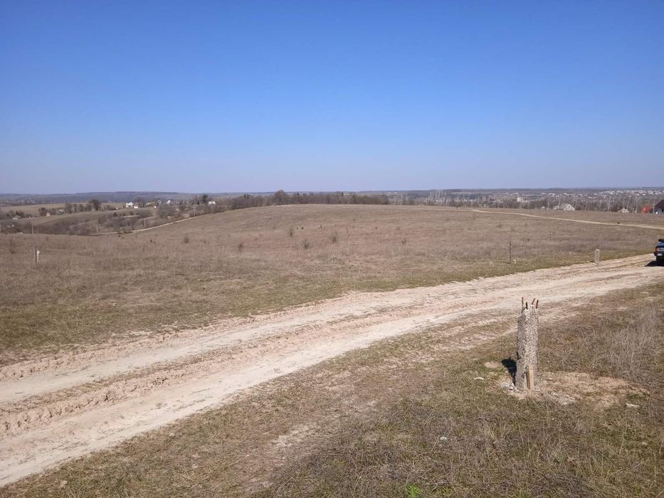 Продам приватизовану земельну ділянку 8 сот.