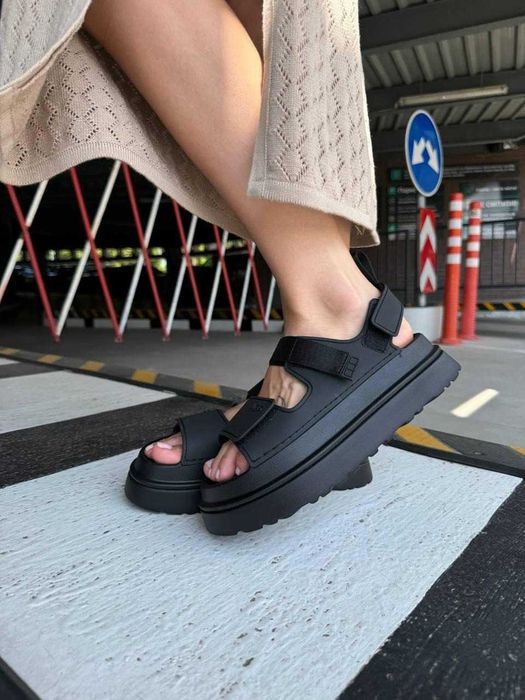 ‼️РОЗПРОДАЖ ‼️Оригінальні Босоніжки Ugg Goldenglow Sandals Black /Босоножки Угги/Сандали Угг/Уггі