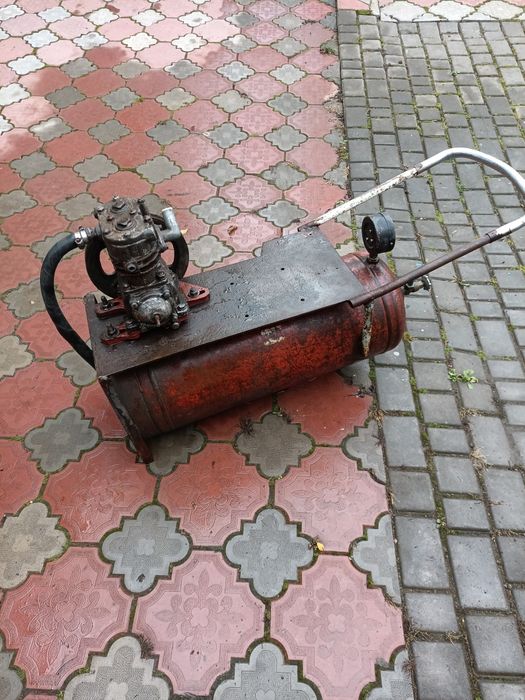 Продам компресор ЗІЛ 130.