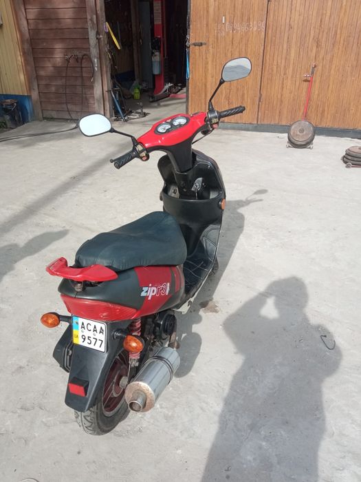 Продам скутер зір р3