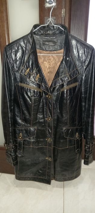 Шкіряна куртка жіноча