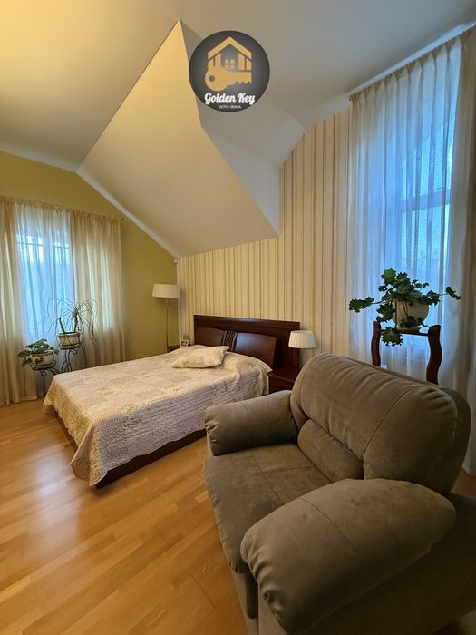Продам  Заміський Будинок 222м2 ,  у Котеджному містечку Park House / Парк Хаус , село Гора , Бориспільський район