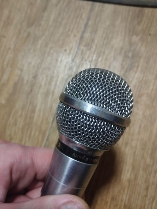 Мікрофон ручний вокальний High Sensitive AH59-01198E