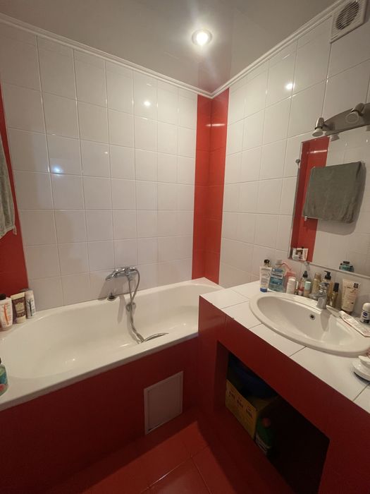 1 кім з кунею студією на Вільховій в новобудові