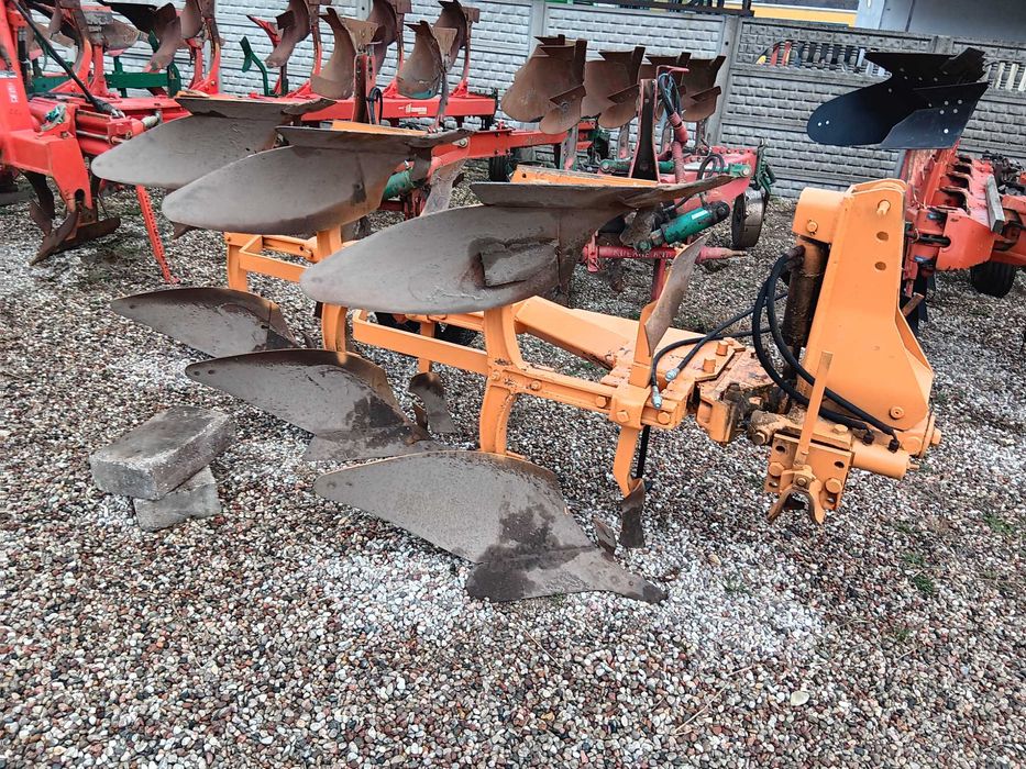 Plug plugi 3-4-5 skibowe obrtowe kverneland kuhn 15 szt