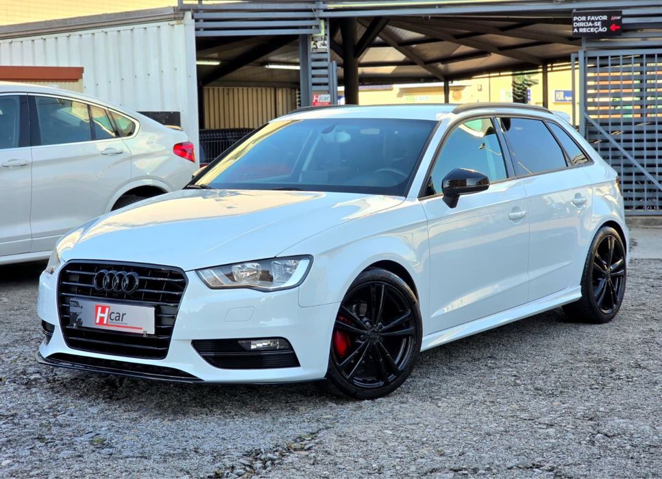 Audi A3 Sportback 8V S line 1.6Tdi 110Cv (LOOK RS3)