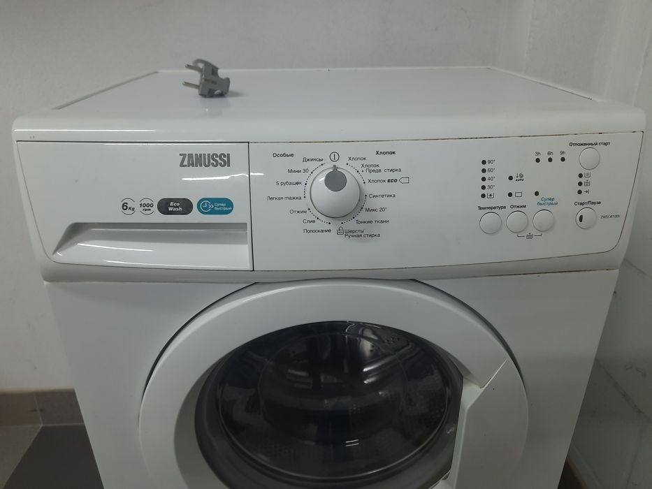 Пральна машина Zanussi zwsg6100v б/у