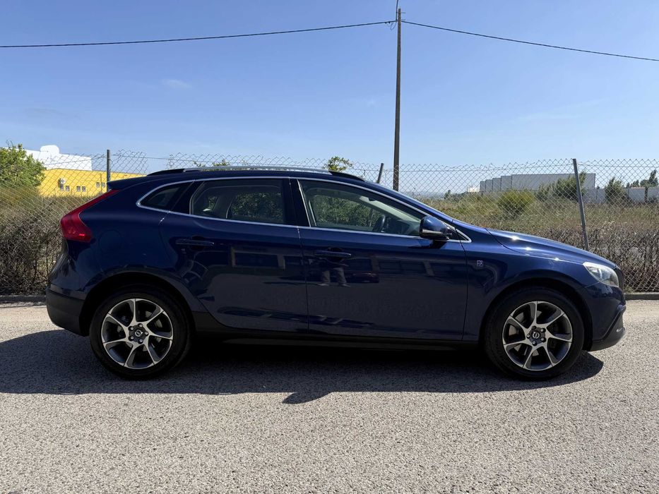 VOLVO V40 CrossCountry 2.0 D2 Ocean Race - 2015 - 167.000km