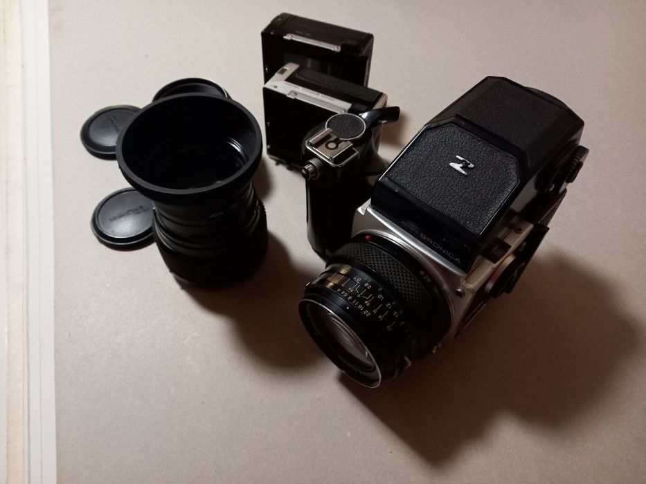 Aparat średnioformatowy Zenza Bronica ETR