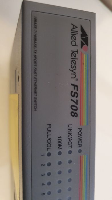 Fast Ethernet Switch Allied Telesyn 8 portas