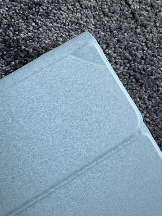 Etui na tableta 11” 26cmx17cm z klawiatura bezprzewodowa