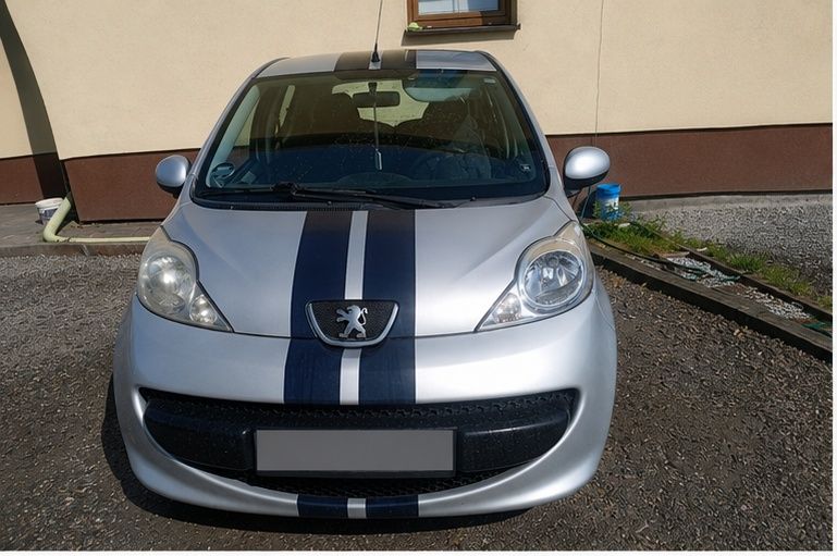 Peugeot 107  1.0