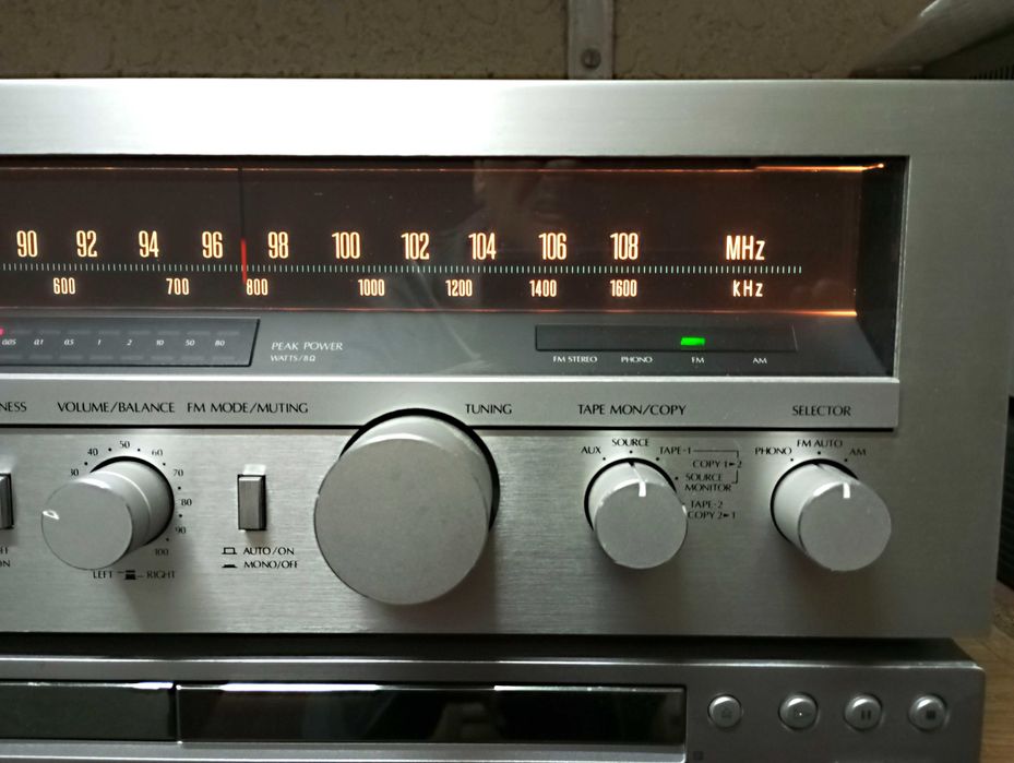 Vendo SANSUI DC Servo Setereo Receiver R-70