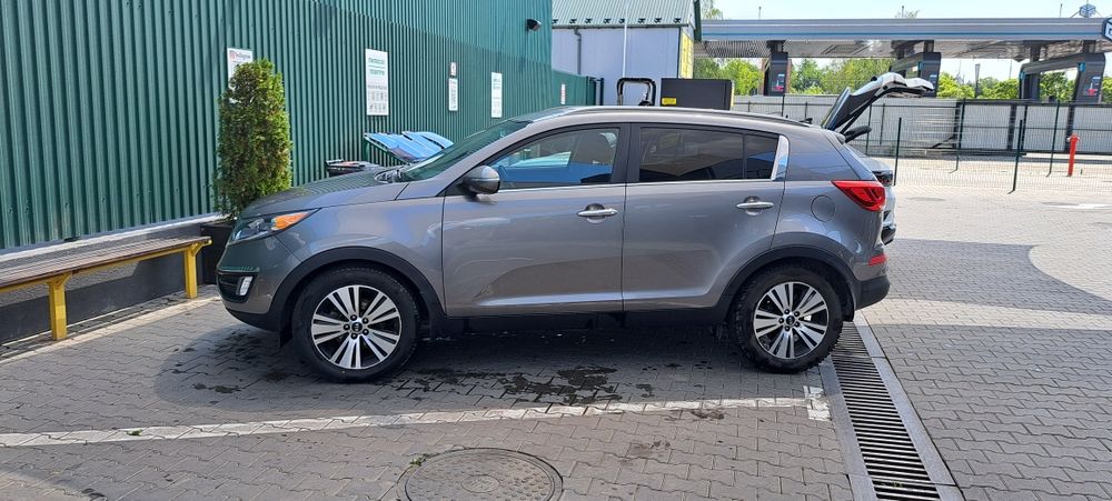 Продам авто КІА Sportedg