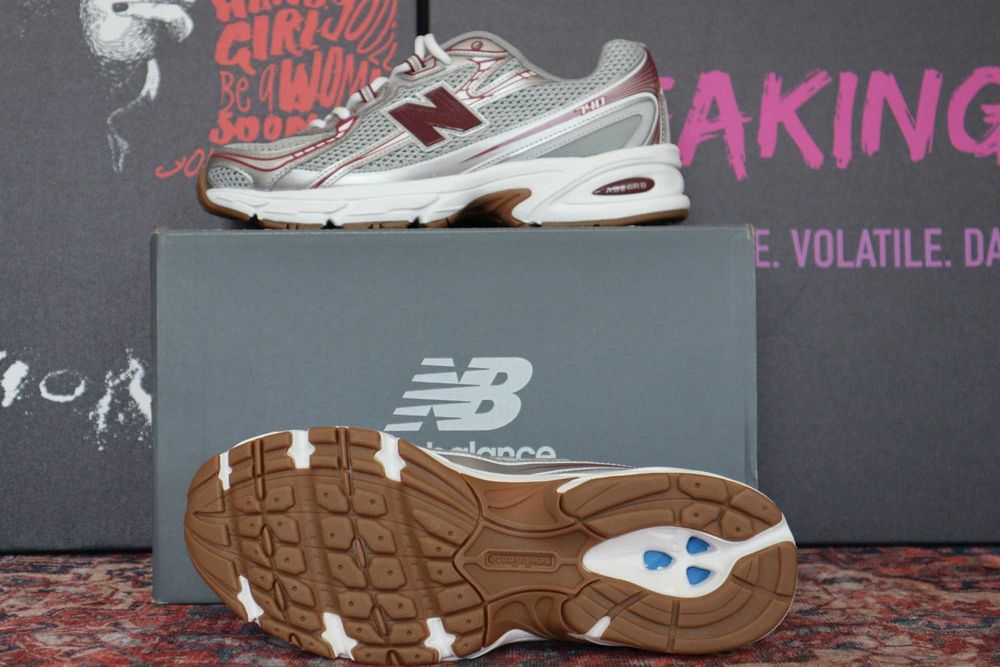Кросівки New Balance 740 Red Grey