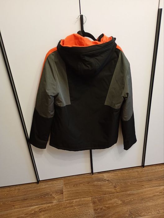 Підліткова куртка легенька весна/осінь