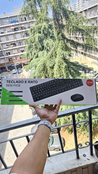conjunto de teclado e rato